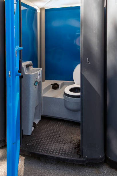 Portable Toilet Options We Offer in Hugo, OK